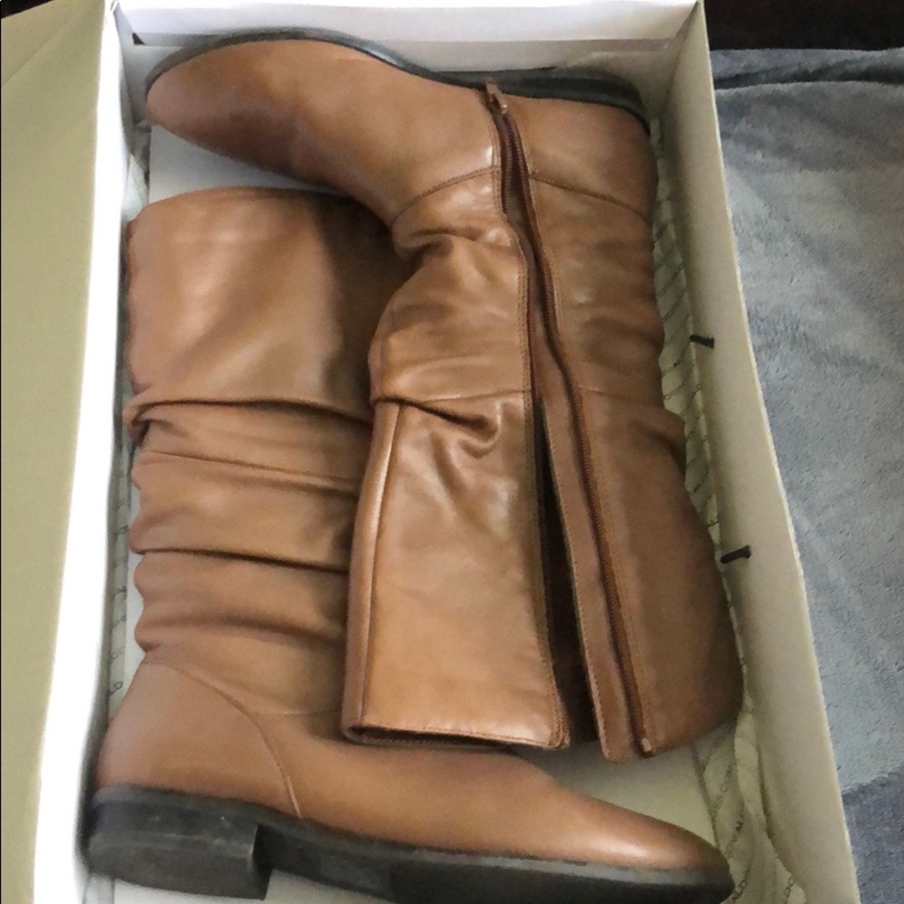 Mid-Calf Boots